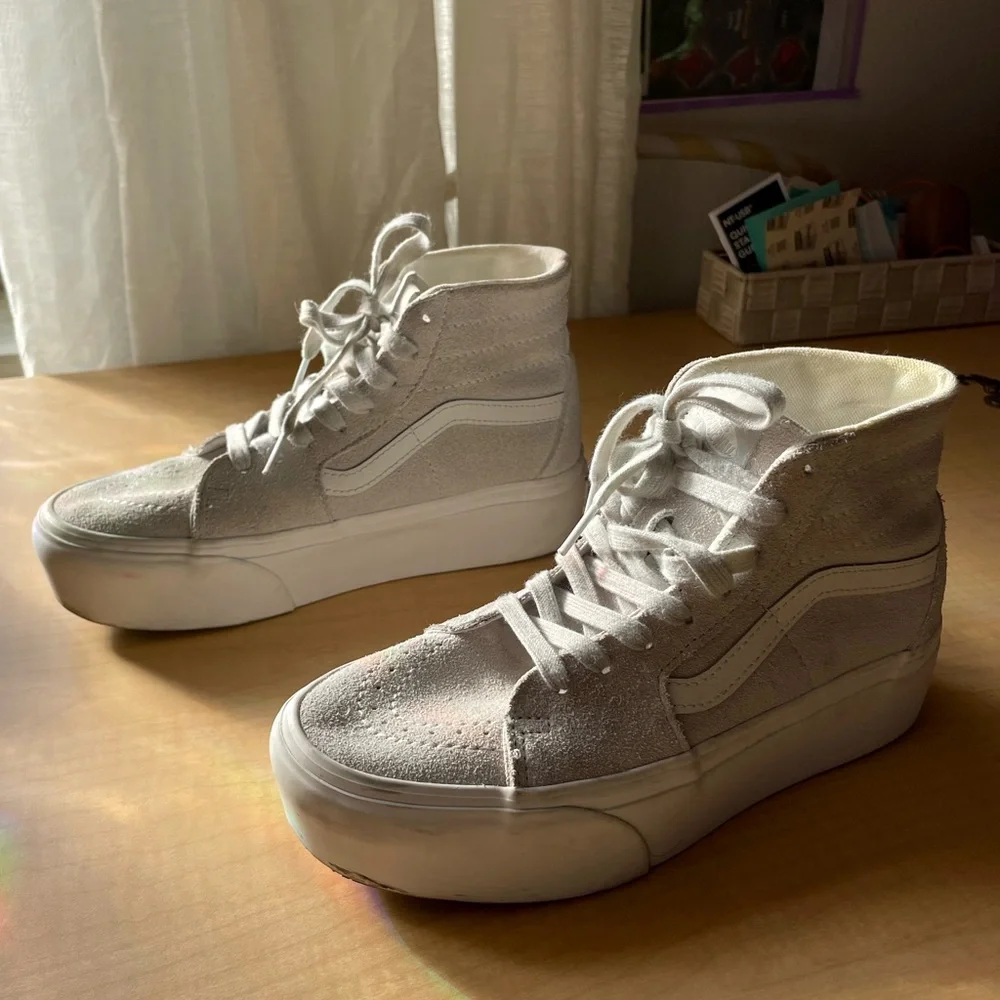 Vans White Platform Sneakers - Picture 1 of 5